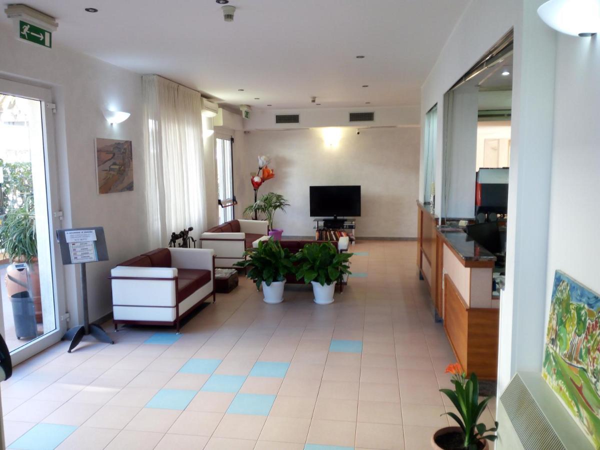 Hotel San Nazario فاراتسي المظهر الخارجي الصورة