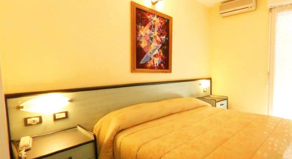 Hotel San Nazario فاراتسي المظهر الخارجي الصورة